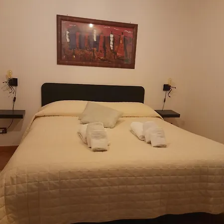 Casa Alessia 펜션 칼타니세타